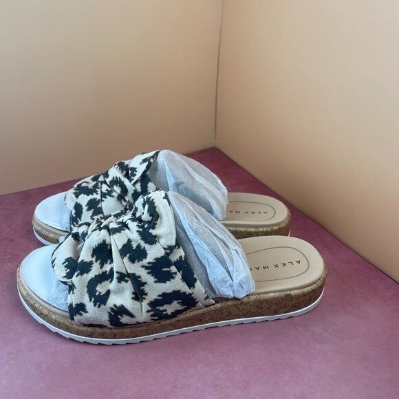 ALEX MARIE LEANNE KNOT DETAIL SLIDE SANDALS (7) - Picture 4 of 16